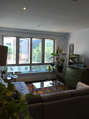 Rented by Flatiron Real Estate Advisors LLC | media 36