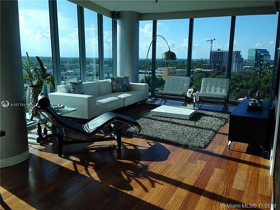 4th image of 601 NE 36th St APT 1001