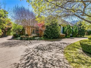 3621 Ridglea Country Club Dr, Fort Worth, TX 76116
