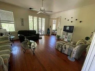 2306 Octavia St — Photo 5