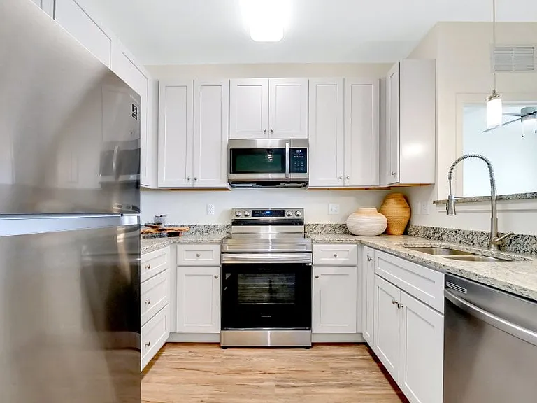 14110 Paul Howell Rd #203 — Photo 8