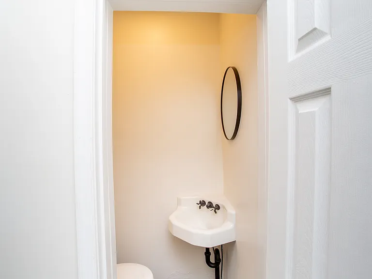 1503 N Bailey St — Photo 5