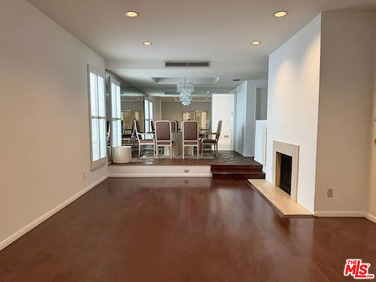 1655 Selby Ave #102 — Photo 3