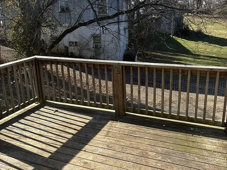 767 Monroe St — Photo 15