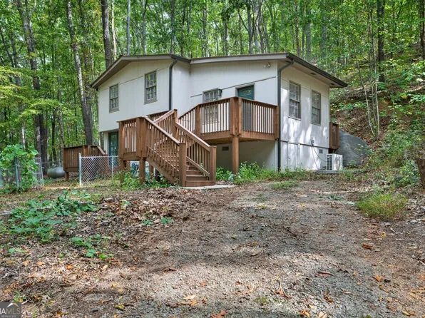 256 Robin Hood Dr SE, Fairmount, GA 30139