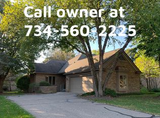 13101 Hidden Creek Dr #20, Plymouth, MI 48170