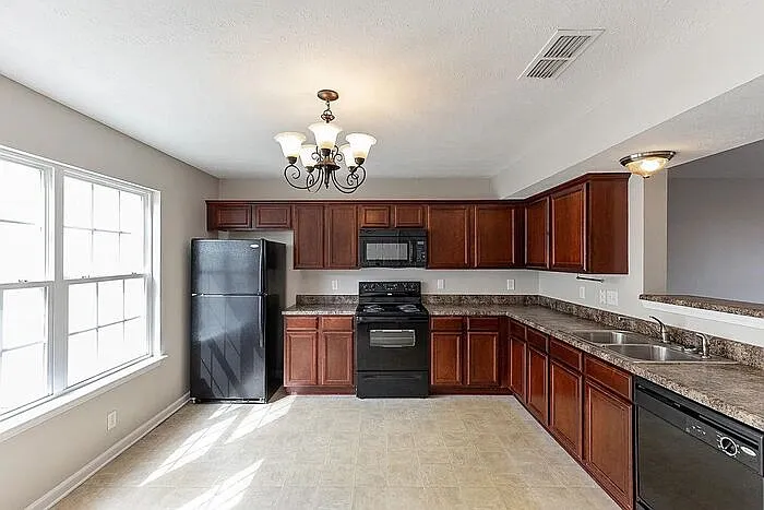2 bed, 2.5 bath, 1260 sqft, $1,700 — Photo 4