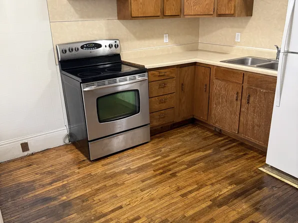 711 N 5th St #1, Red Oak, IA 51566