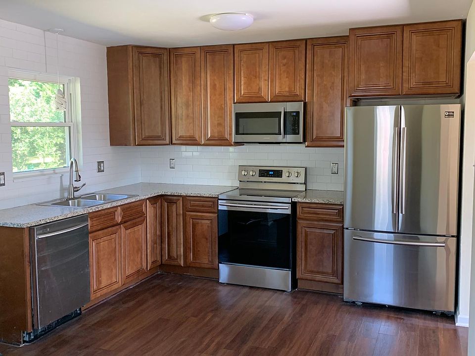 2nd image of 245 Chestnut St