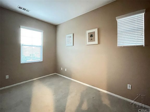 5th image of 1225 Evergreen Cir