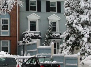 4325 Birchlake Ct, Alexandria, VA 22309