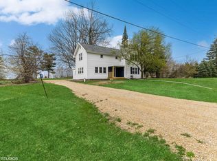 N8071 Us Highway 45, Bear Creek, WI 54922