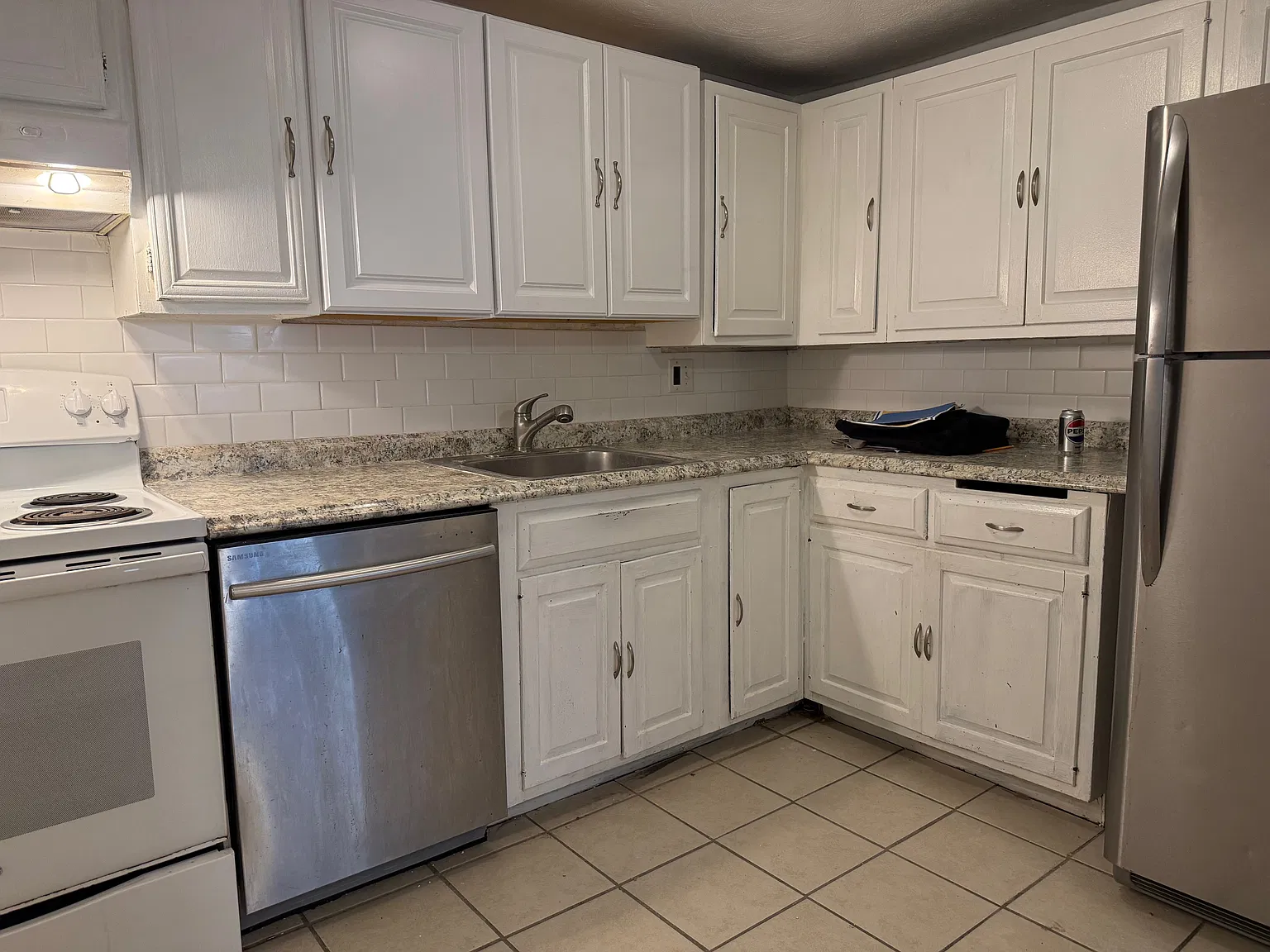 2 bed, 883 sqft, $1,900 — Photo 4
