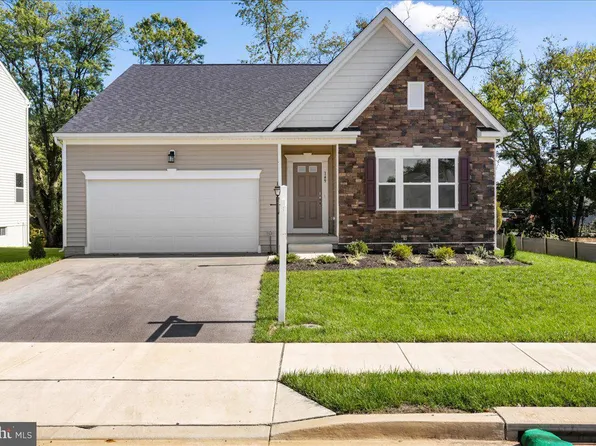 149 Peters Ave, Ranson, WV 25438