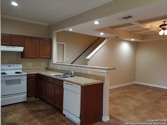 1st image of 5010 Summit Wood APT 3