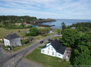 12 Pettes Cove Rd, Grand Manan, NB E5G 1A7