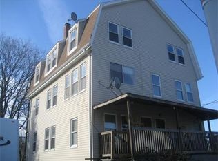 18 Allen St, Gloucester, MA 01930