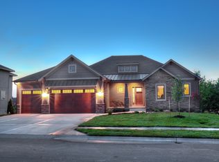 1206 Lakecrest Cir, Raymore, MO 64083