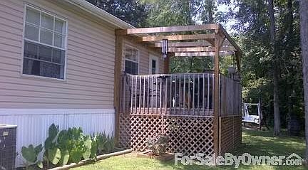 Large Back Deck
						:
						nice swing located right behind deck close to bonfire pit