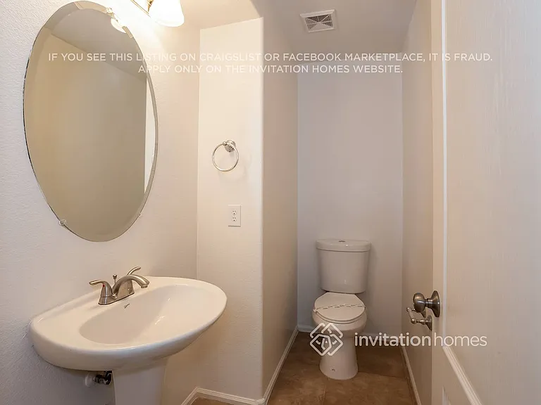 447 W Corriente Ct — Photo 16