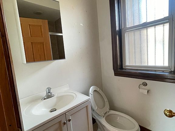 5th image of 3308 W Palmer St APT 1