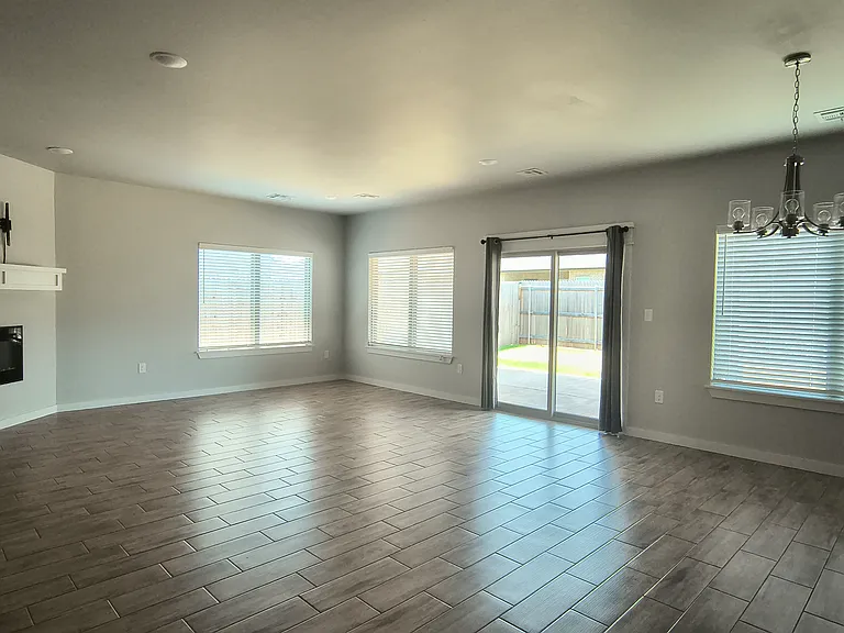 1208 La Vista Ln — Photo 8