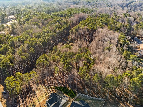 3rd image of 3907 McKown Rd