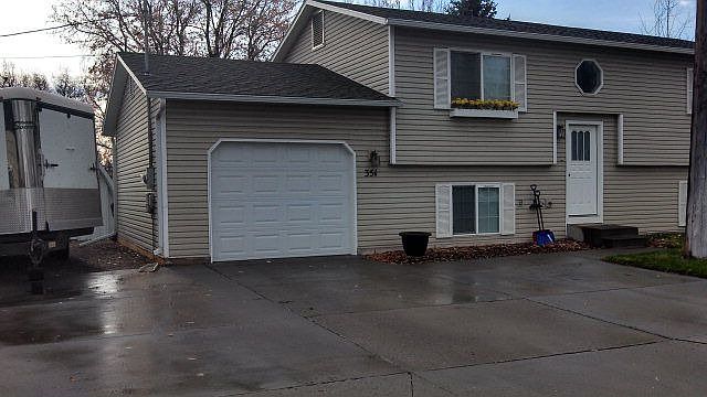 1st image of 351 Cul De Sac Dr