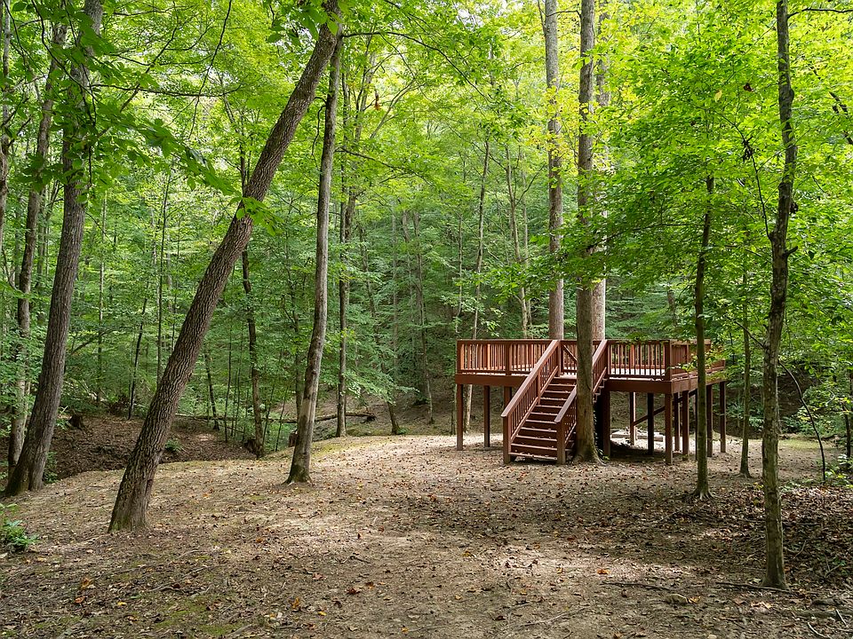 13th image of 6011 Garrison Springs Rd