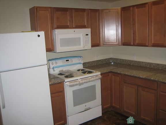 3rd image of 2002 Florida St APT 3
