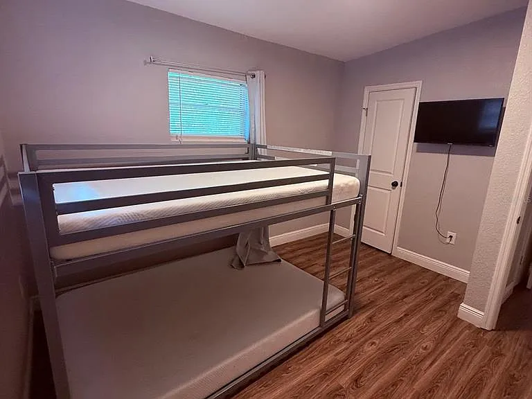 2940 Lake Margaret Dr — Photo 11
