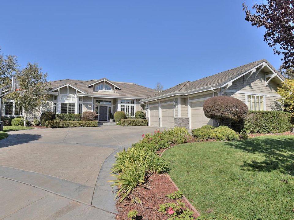 1st image of 22239 Hammond Way