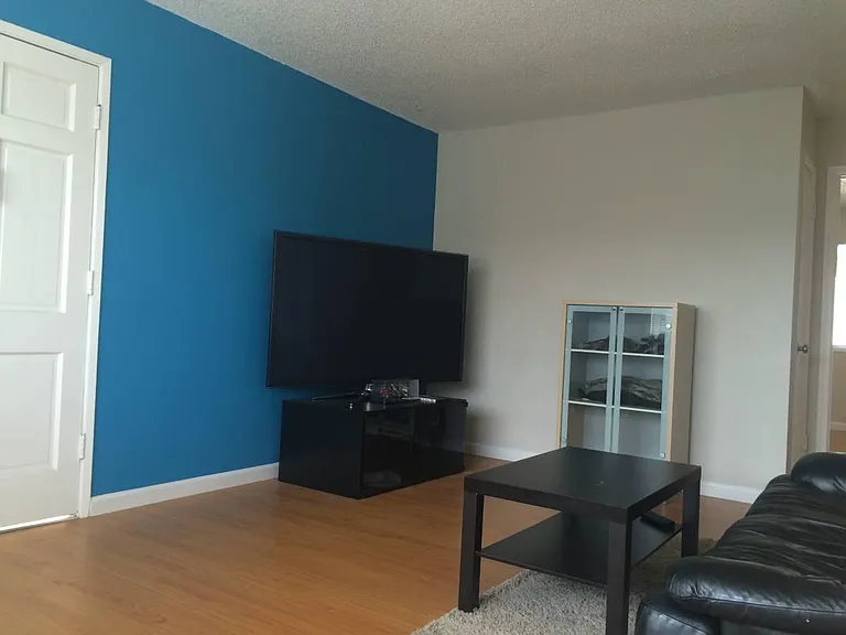 3685 Cape Cod Ct #4 — Photo 3