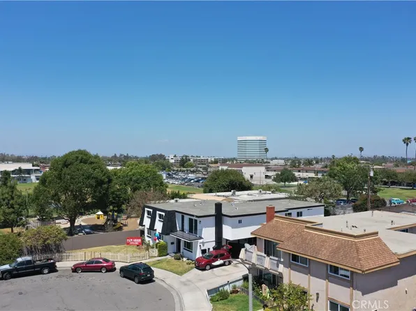 17372 Dairyview Cir, Huntington Beach, CA 92647