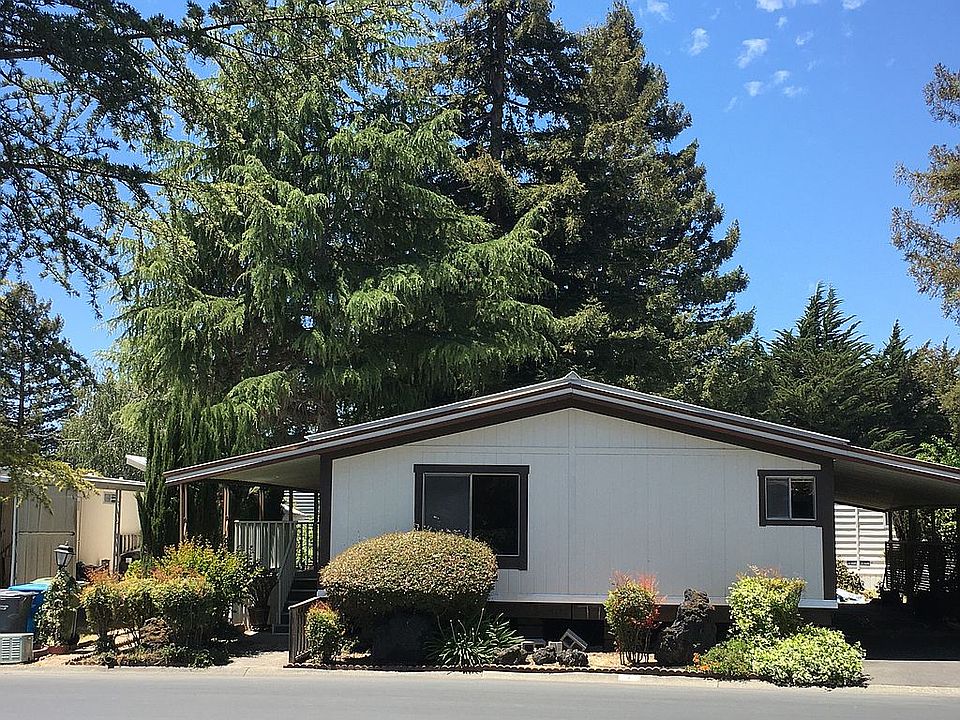 1st image of 4 W Napa Dr