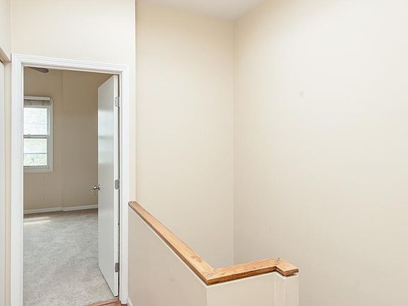 3rd image of 1781 W Altgeld St #1H