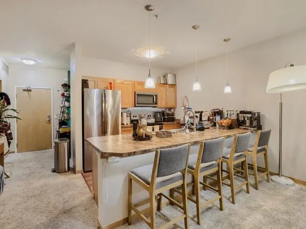 2850 Cedar Ave Unit 202, Minneapolis, MN 55407