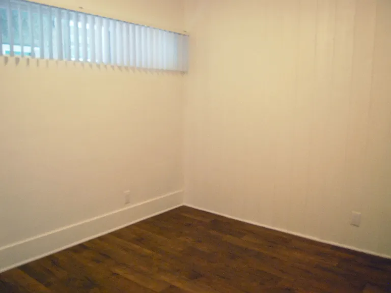 3817 E Livingston Dr — Photo 35