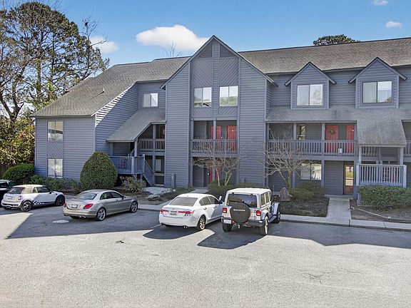 2nd image of 1530 Fort Johnson Rd APT 2B