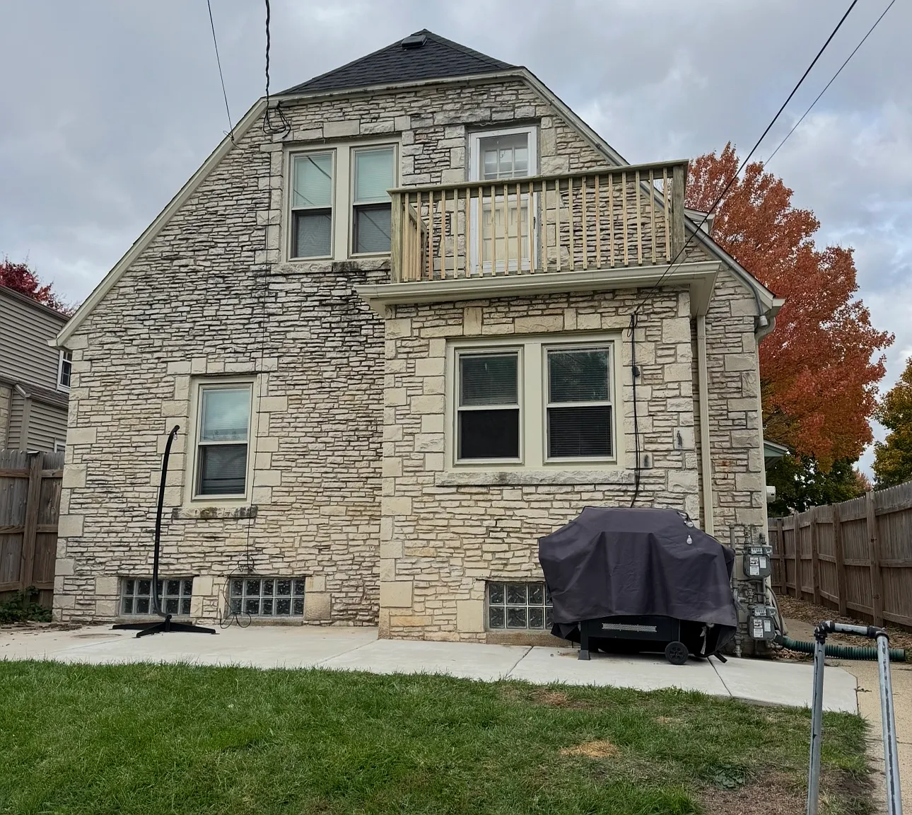 2 bed, 839 sqft, $1,475 — Photo 2