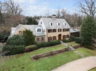 61 Woodlands Rd, Harrison, NY 10528