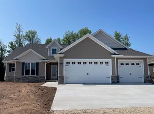 W6567 Ethan Dr, Appleton, WI 54915