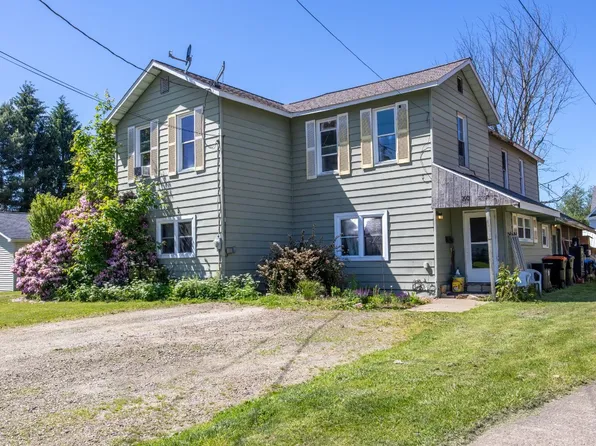 103 W Park Pl, Corry, PA 16407