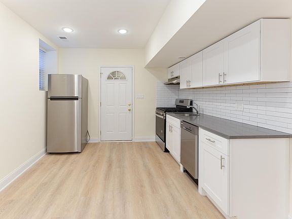 2nd image of 3527 N Broadway St #B
