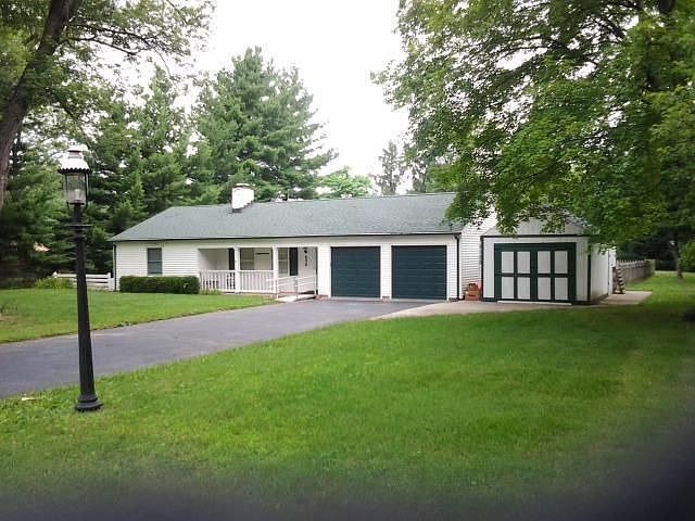 1st image of 656 Meadowview Dr
