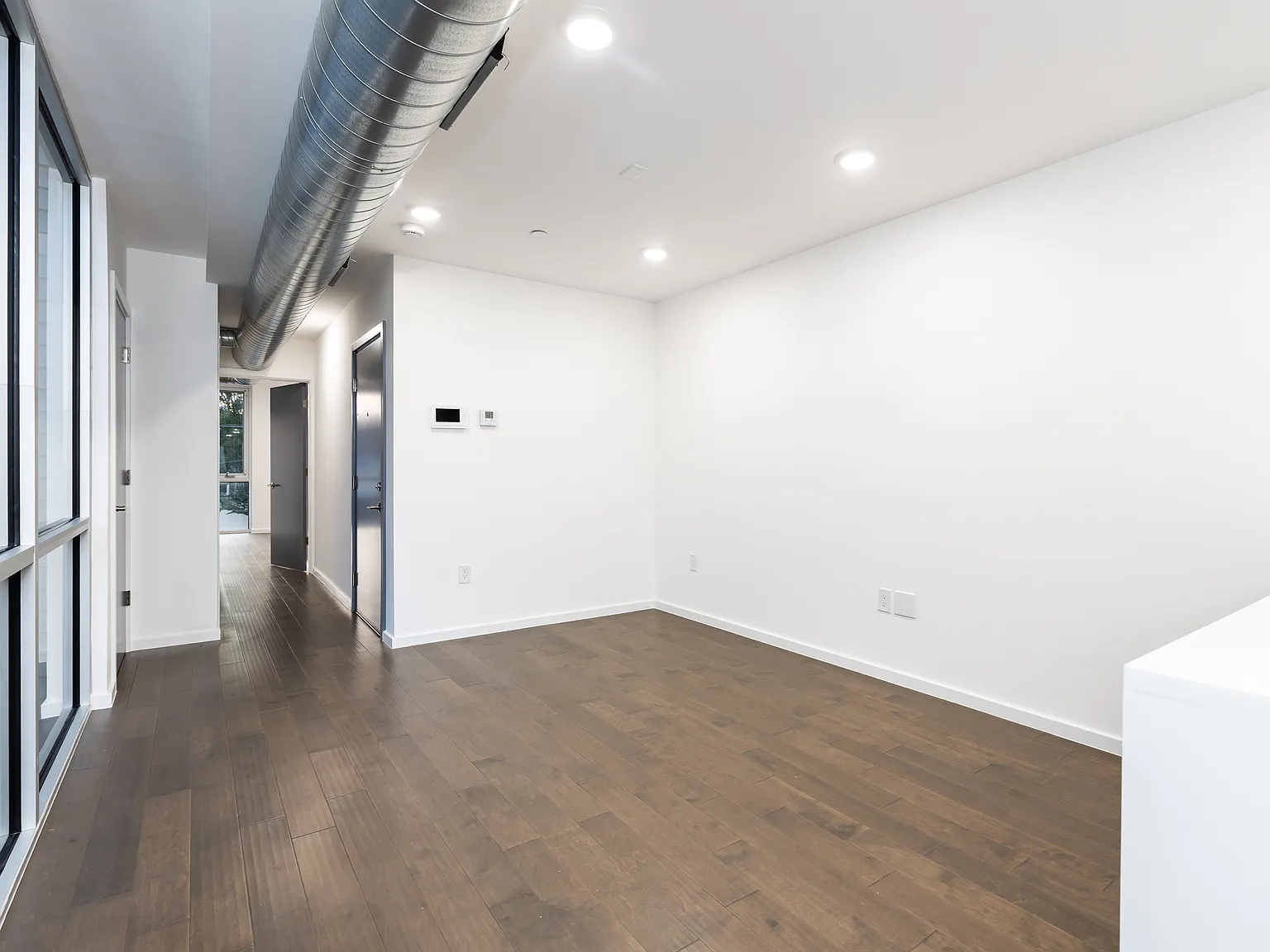 2 bed, 1100 sqft, $1,995 — Photo 4