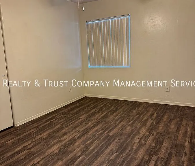 4046 E Fairmount St #2 — Photo 7
