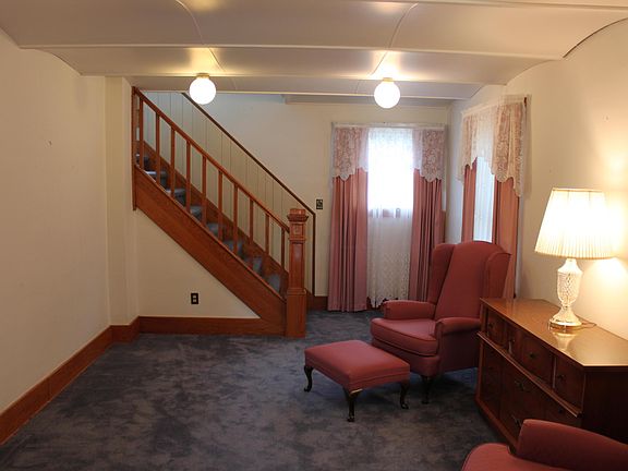 4th image of 492 Bellefontaine Ave