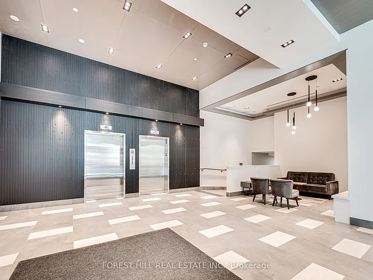 840 Saint Clair Ave W #516 — Photo 25