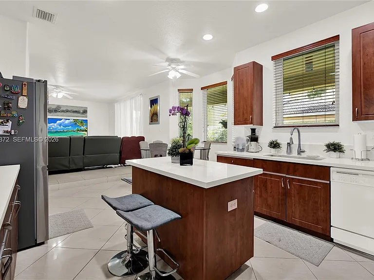 20765 SW 89th Ave — Photo 15